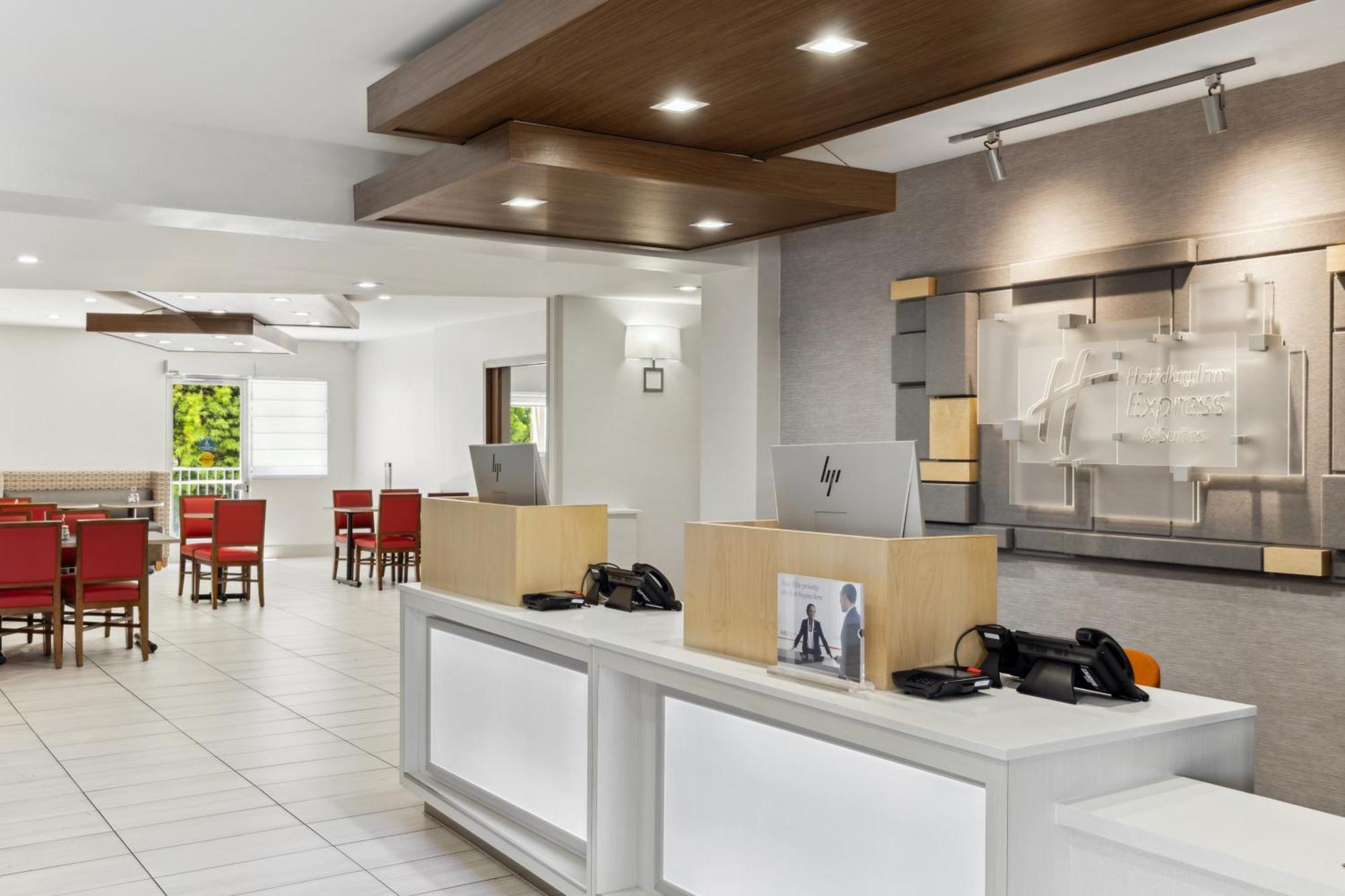 Holiday Inn Express & Suites Mountain View Silicon Valley By Ihg מראה חיצוני תמונה