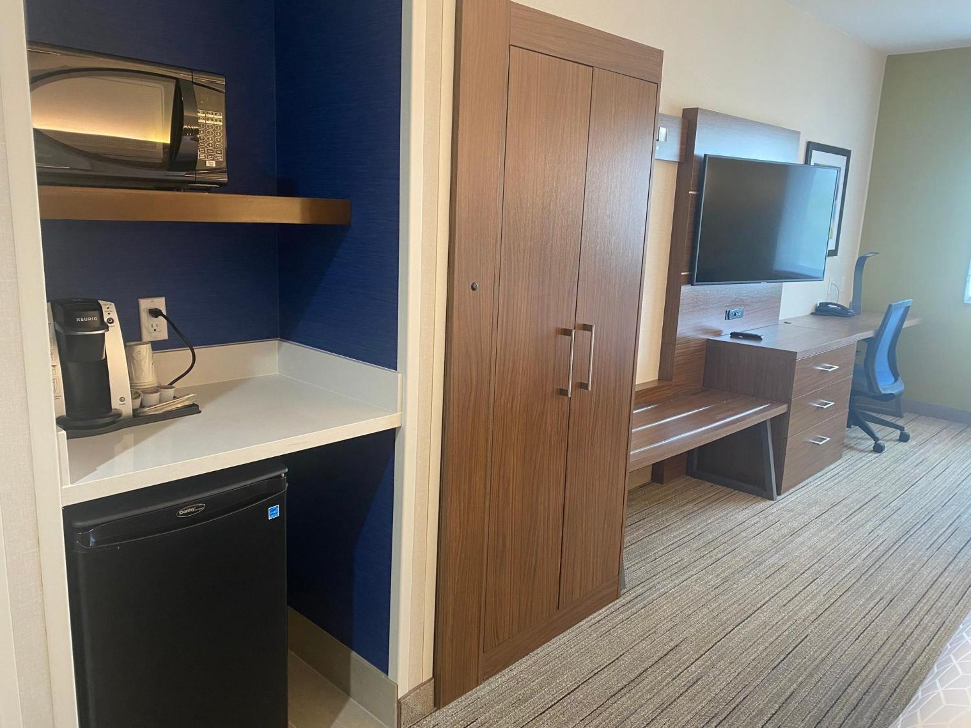 Holiday Inn Express & Suites Mountain View Silicon Valley By Ihg מראה חיצוני תמונה